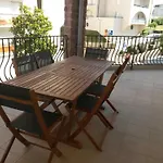 Beautiful And Bright 1st Floor Flat With Large Terrace - Center *
