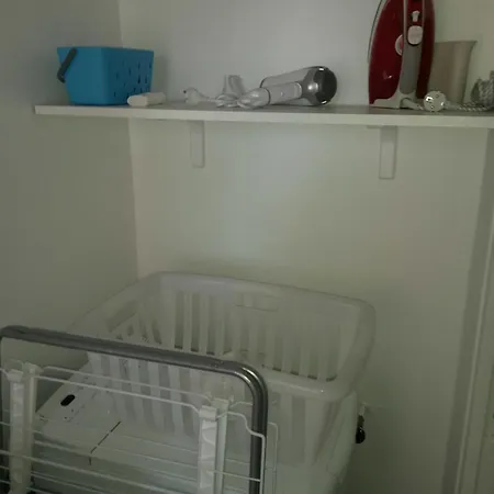 Beautiful And Bright 1st Floor Flat With Large Terrace - Center 公寓