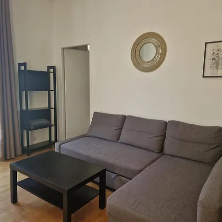 Lejlighed Beautiful And Bright 1st Floor Flat With Large Terrace - Center