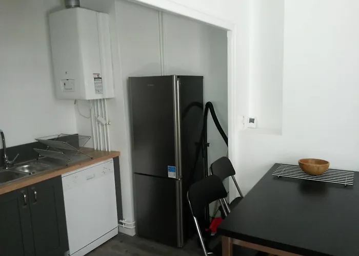 Beautiful And Bright 1st Floor Flat With Large Terrace - Center Lejlighed *