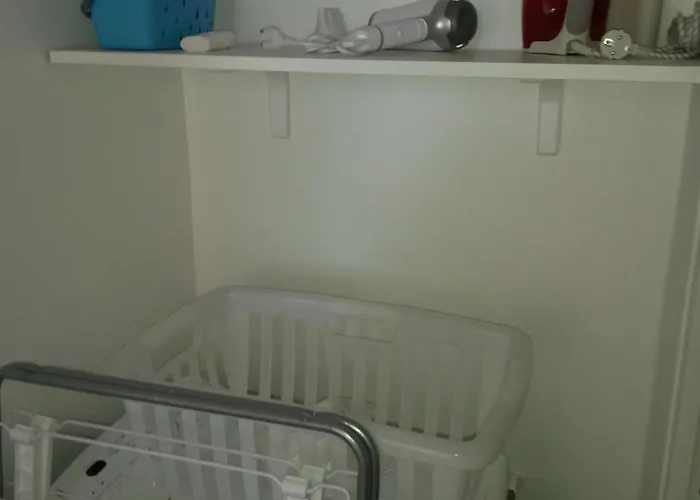 Beautiful And Bright 1st Floor Flat With Large Terrace - Center 公寓